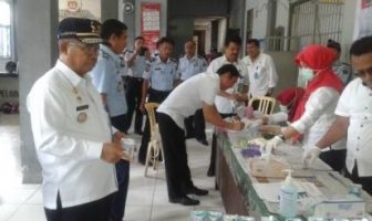 Usai Dirazia, WBP & Petugas Lapas Baubau Langsung Dites Urin
