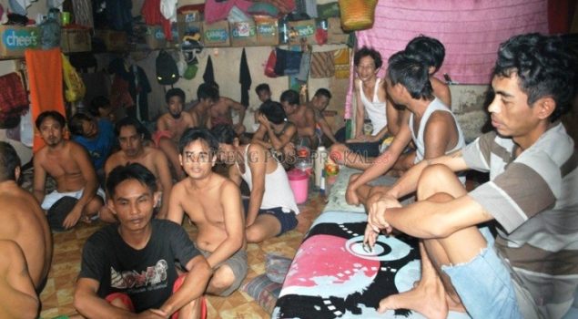 Napi di Penjara Ini Tiap Hari Tinggal Berdesak-desakan