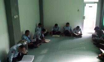 Pengajian Rutin Jaga Mental Spiritual Petugas Bapas Serang