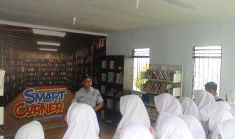 Siswa SMANSA Warunggunung Puji Smart Corner Rutan Rangkasbitung