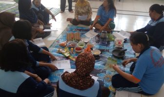 WBP Lapas Perempuan Sungguminasa Belajar Membuat "Otak-Otak"