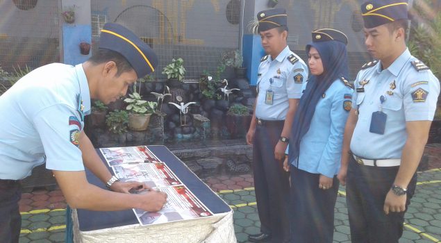 Penandatanganan Komitmen Kinerja Wujudkan Target PASTI di Rutan Garut