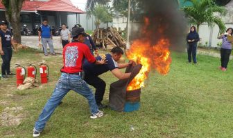Antisipasi Kebakaran, Petugas Rutan Balikpapan Belajar Penanganan Kedaruratan
