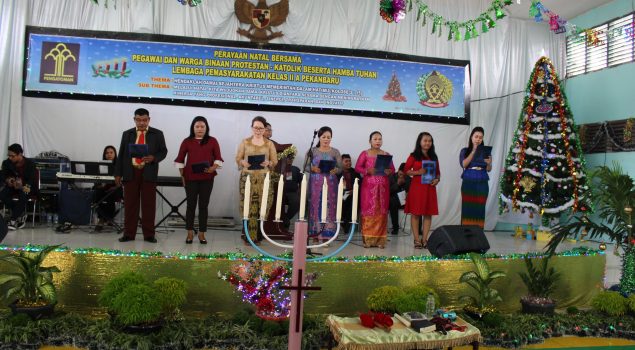 Puji-Pujian Natal Menggema di Lapas Pekanbaru