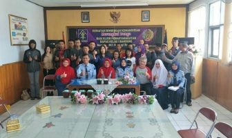 25 Klien Bapas Bandung Belajar Merangkai Bunga