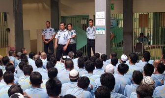 Kurangi Over Kapasitas, 64 Narapidana Rutan Batam Mendapatkan Remisi Natal 2017