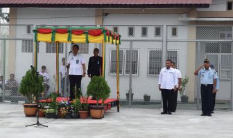 Kakanwil Riau Puji Keaktifan Pramuka WBP Rutan Pekanbaru