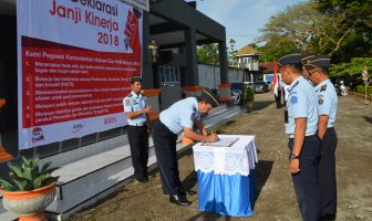 Tingkatkan Pelayanan, Lapas Watampone Deklarasikan Janji Kinerja