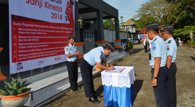 Tingkatkan Pelayanan, Lapas Watampone Deklarasikan Janji Kinerja