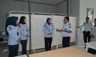 Supervisi Ditjen PAS Bantu Penanganan TB-HIV di Lapas Watampone