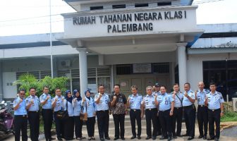 Wujudkan Pelayanan Prima, Lapas Pekanbaru Studi Banding ke UPT PAS Palembang