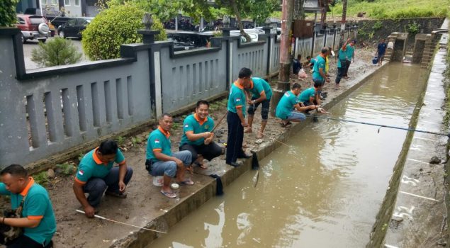 Warga & Petugas Rutan Bantul "Berebut" 50 Kg Lele