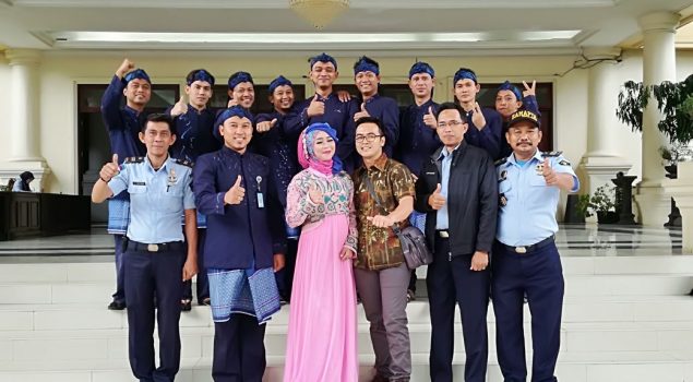Marawis Rutan Rangkasbitung "Mejeng" di Pendopo Gubernur Banten
