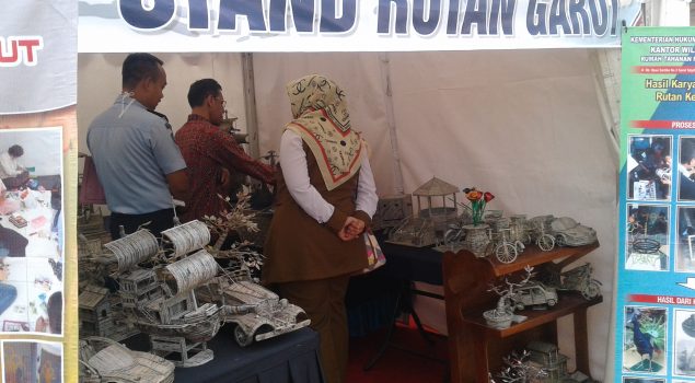 Rutan Garut Pamerkan Produk WBP di Garut Creative Expo