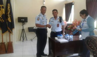 Kalapas Piru Tegaskan Pentingnya Tes Urin Bagi Petugas