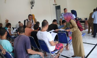 Kajian & Penyuluhan TB Tinjau Pengelolaan TB di LPN Sungguminasa
