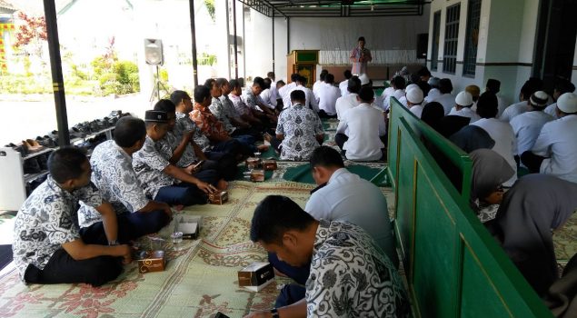 Pengajian Rutin Tambah Ilmu Agama WBP Lapas Sleman