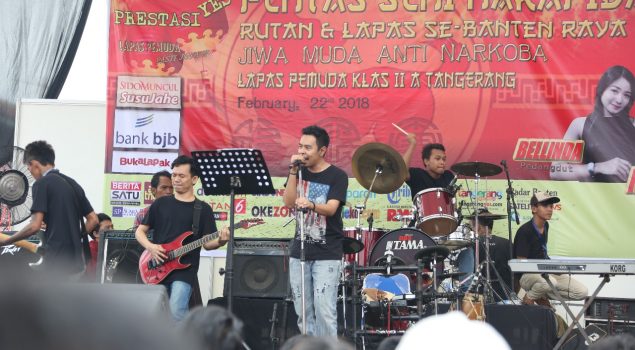 Lagu Iwan Fals dan SLANK Getarkan Pentas Seni Narapidana se-Banten Raya
