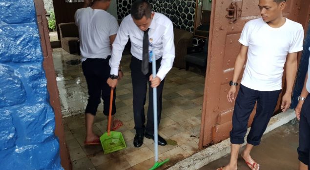 Semangat Tak Padam Walau Banjir Genangi LPKA Jakarta