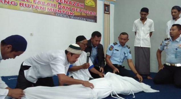 Rutan Muntok Adakan Pelatihan Cara Merawat Jenazah