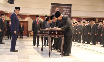 Menkumham Lantik 100 Pejabat Eselon II Kemenkumham