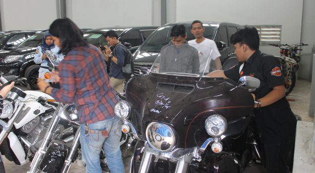 Petugas Rupbasan Jakbar & Tangerang Pelajari Perawatan Kendaraan Mewah