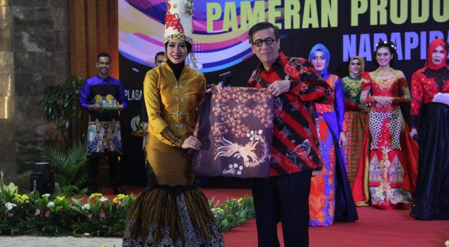 Batik Buatan Terpidana Mati Mary Jane Dibeli Menkumham