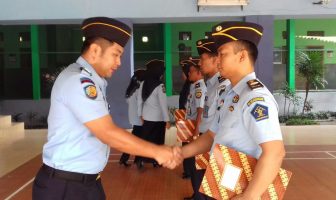 4 Petugas Rutan Bantul Naik Pangkat