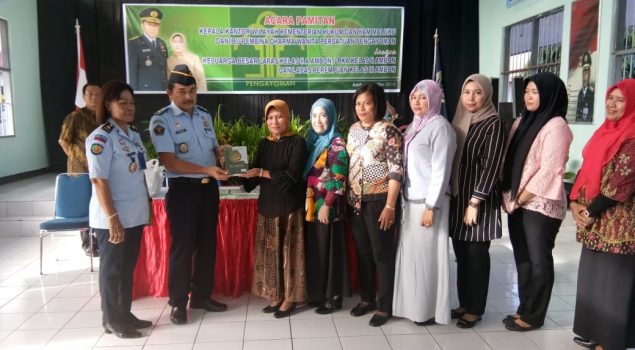 Bantuan Buku Tambah Koleksi Perpustakaan LPKA Ambon