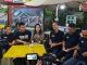 Trabas Band Hibur Pengunjung RM Mas Miskun Salemba