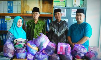 Rutan Pinrang Sumbang Pakaian Bekas & Alat Salat