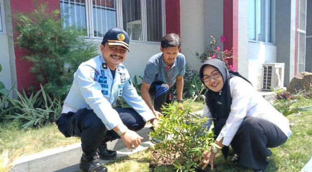 Lapas Pemuda Madiun Bantu SDN Sriwijaya Madiun Lor 03