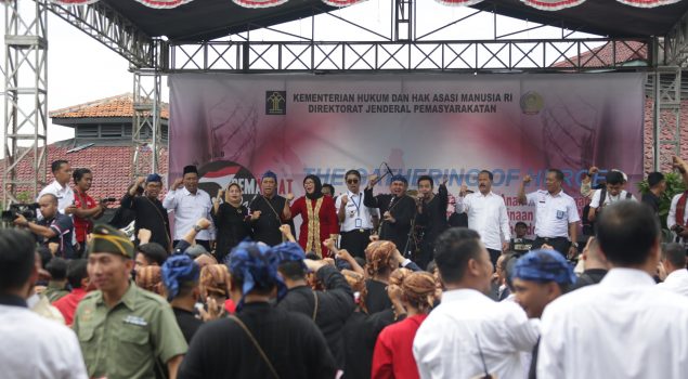 Galeri: The Gathering of Heroes Meriahkan Peringatan Hari Pahlawan