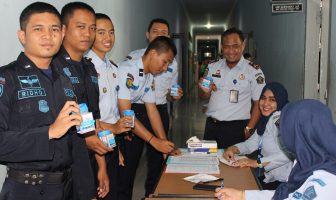 Sebelum Dilantik, 46 CPNS Lapas Pekanbaru Jalani Tes Urin