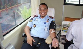 Petugas LPKA Parepare Kembali Sumbangkan Darahnya