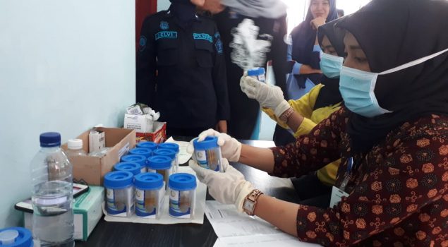 Petugas Lapas Perempuan Kelas III Jalani Tes Urine