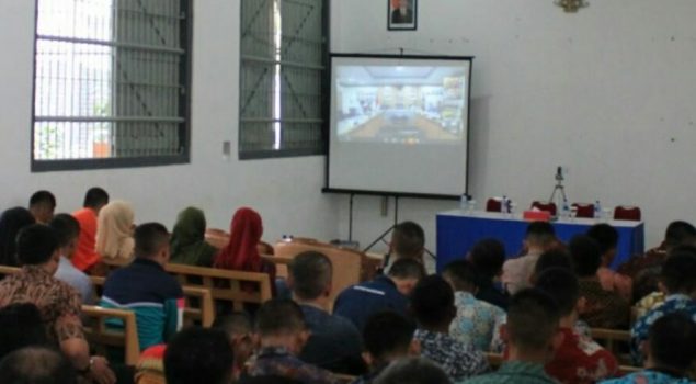 Kadiv PAS Jabar Ikuti Teleconference dengan Dirjen PAS Bersama Jajaran Rutan Bandung