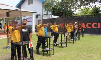 65 Petugas Lapas Pekanbaru Latihan Menembak & Bongkar Pasang Senjata
