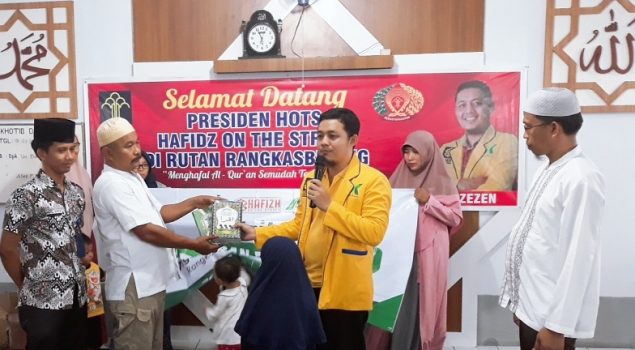 Ponpes Rutan Rangkasbitung Terima Wakaf Al Quran Dari HOTS Indonesia