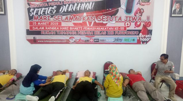 Kegiatan donor darah dalam rangka Hari Bhakti Pemasyarakatan ke 55 Rutan Purworejo