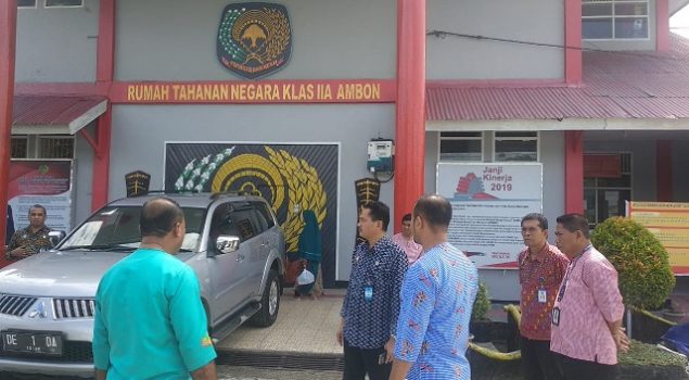 Staf Ahli Menkumham Pantau Kesiapan Rutan Ambon Menuju WBK