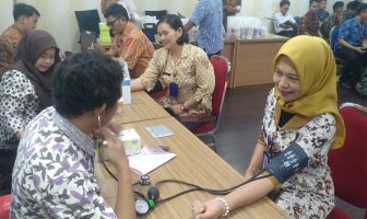 Peringati Hari Bakti Pemasyarakatan ke-55, Petugas LPKA Jakarta Donorkan Darah