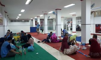 WBP High Risk Lapas Gunung Sindur Ngabuburit Bareng Keluarga