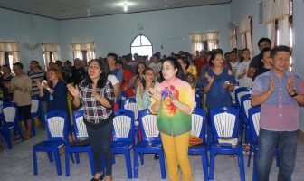 WBP Rutan Manado Beribadah Bersama Artis Penyanyi Rohani