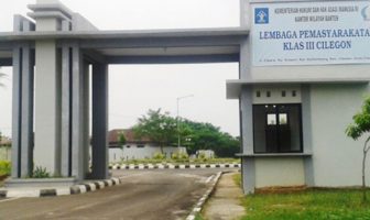 Lapas Cilegon Terima Kunjungan Baksos SMPIT Putri Al-Hanif