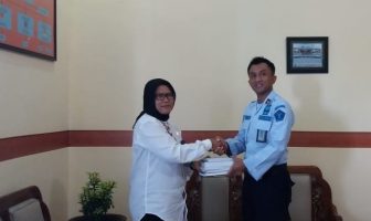 Kanwil DIY Hibahkan 100 Buku Untuk Perpustakaan Rutan Wates