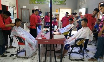 WBP Lapas Banyuasin Belajar Teknik Barbershop