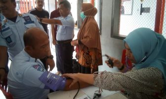 Demi Petugas Sehat Jasmani, Rutan Bantaeng Fasilitasi Medical Check-Up