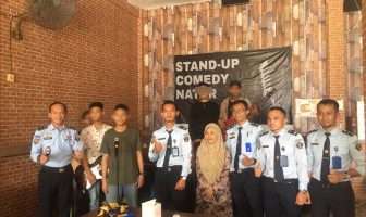 Anak LPKA Bandar Lampung Hibur Pengunjung Rumah Makan Hits