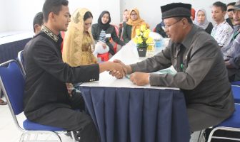 Isak Tangis Bahagia Warnai Prosesi Akad Nikah WBP di Lapas Semarang